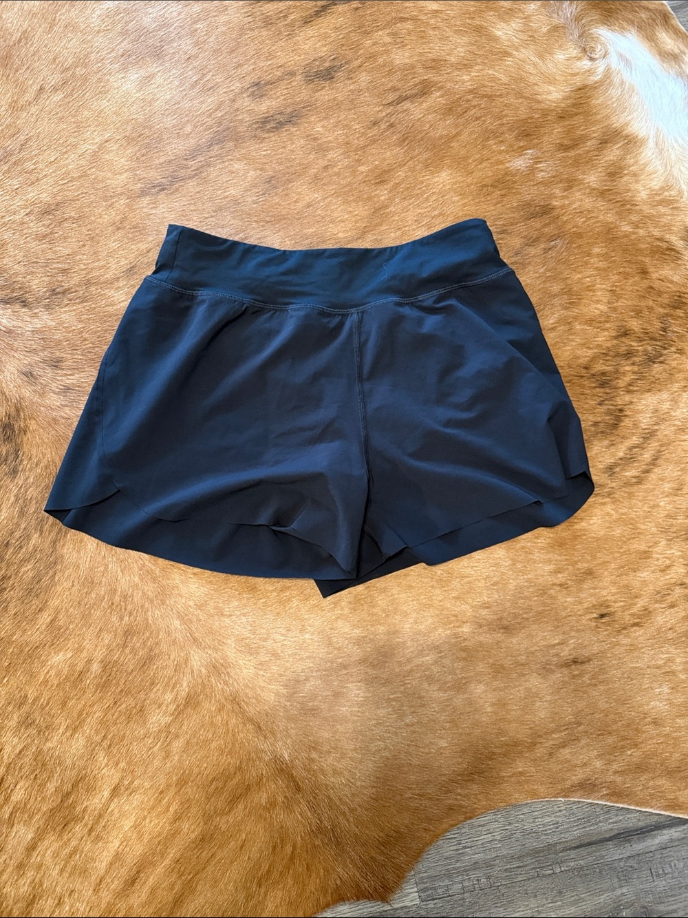High-Performance Black Women's Athletic Shorts